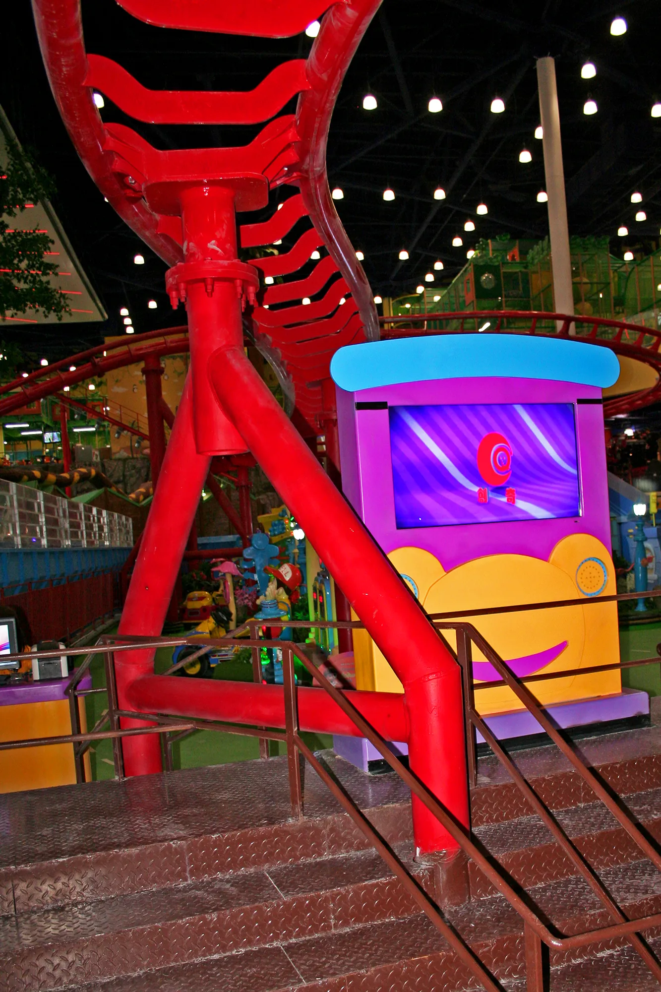 THRILL-FLUME-COASTER-VISA23