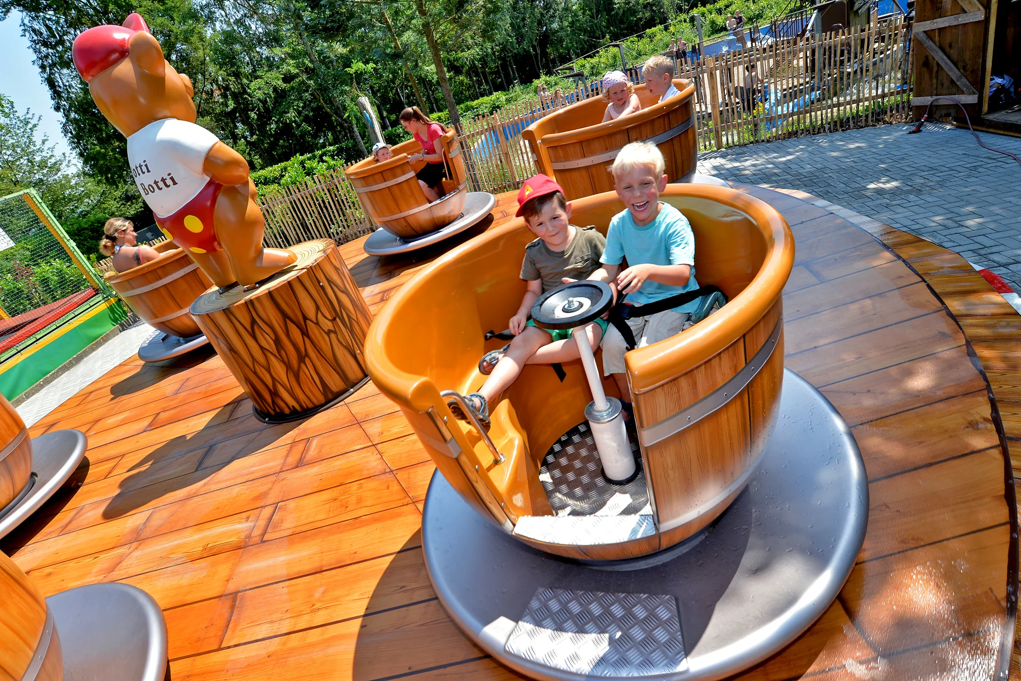 Tea Cups 8 meters
