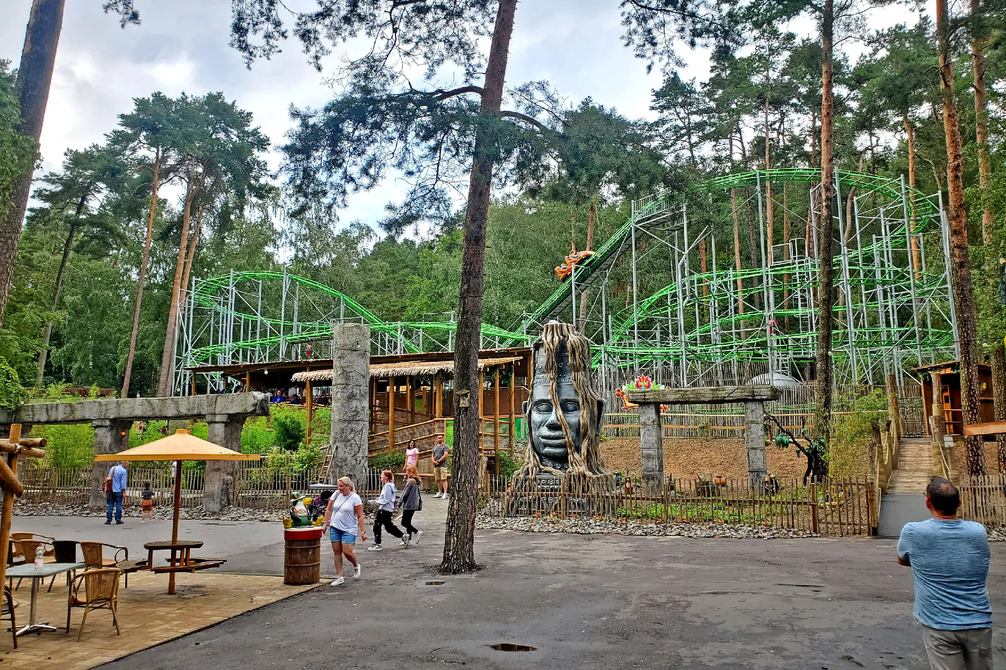 Cyclon Family Coaster