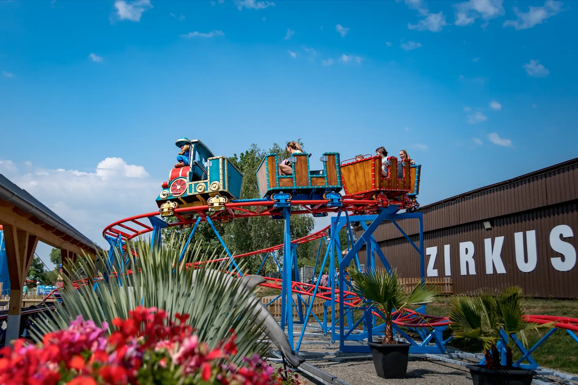 Double Extended Family Coaster