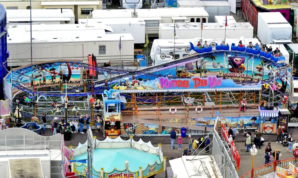 Family Coaster trailer